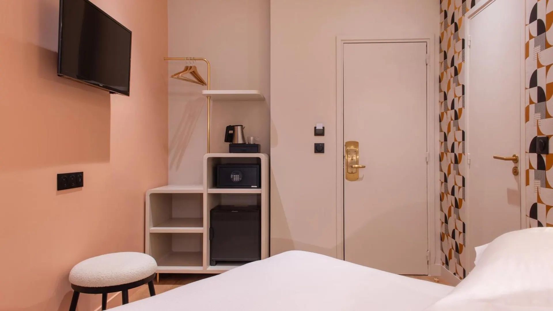 Hotel Arc Elysées 3*