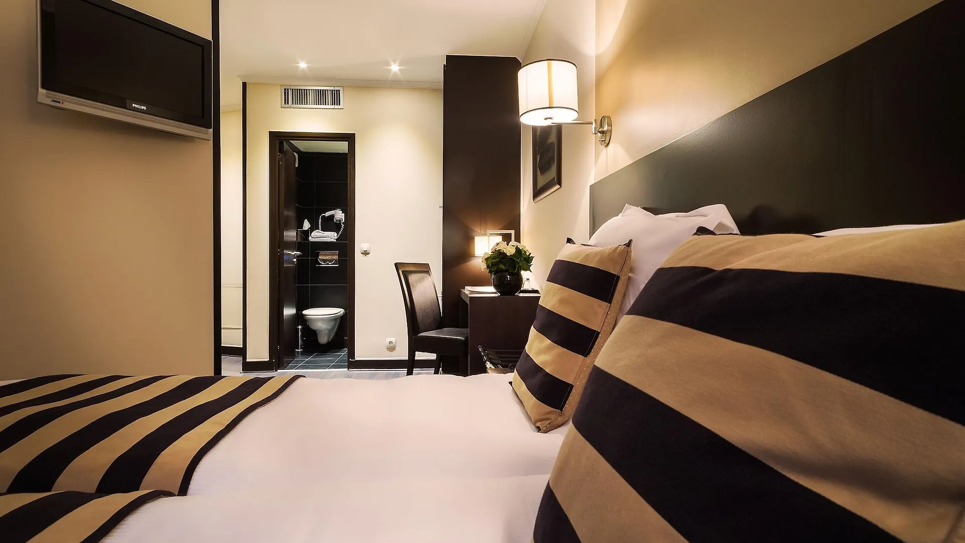 Arc Elysees Hotel