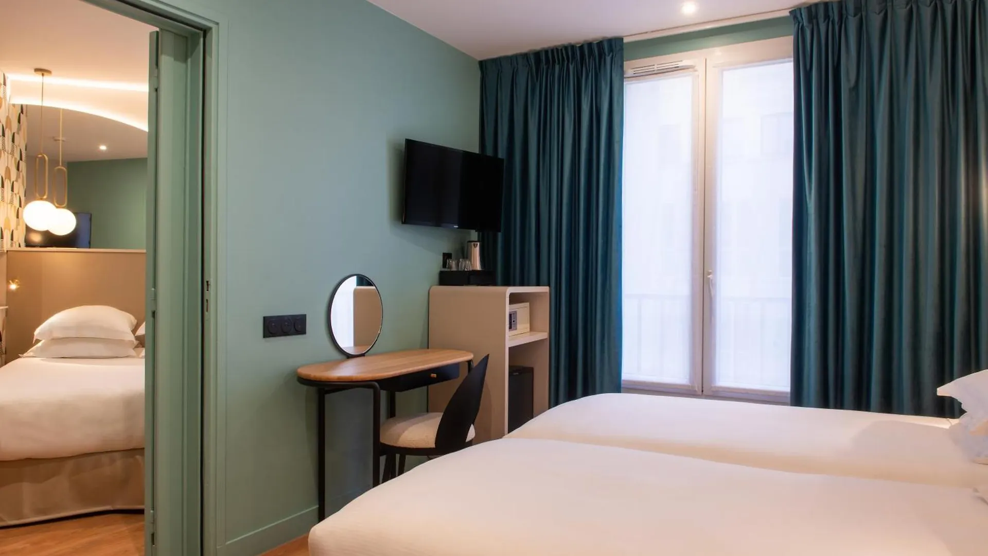 Hotel Arc Elysees Paris